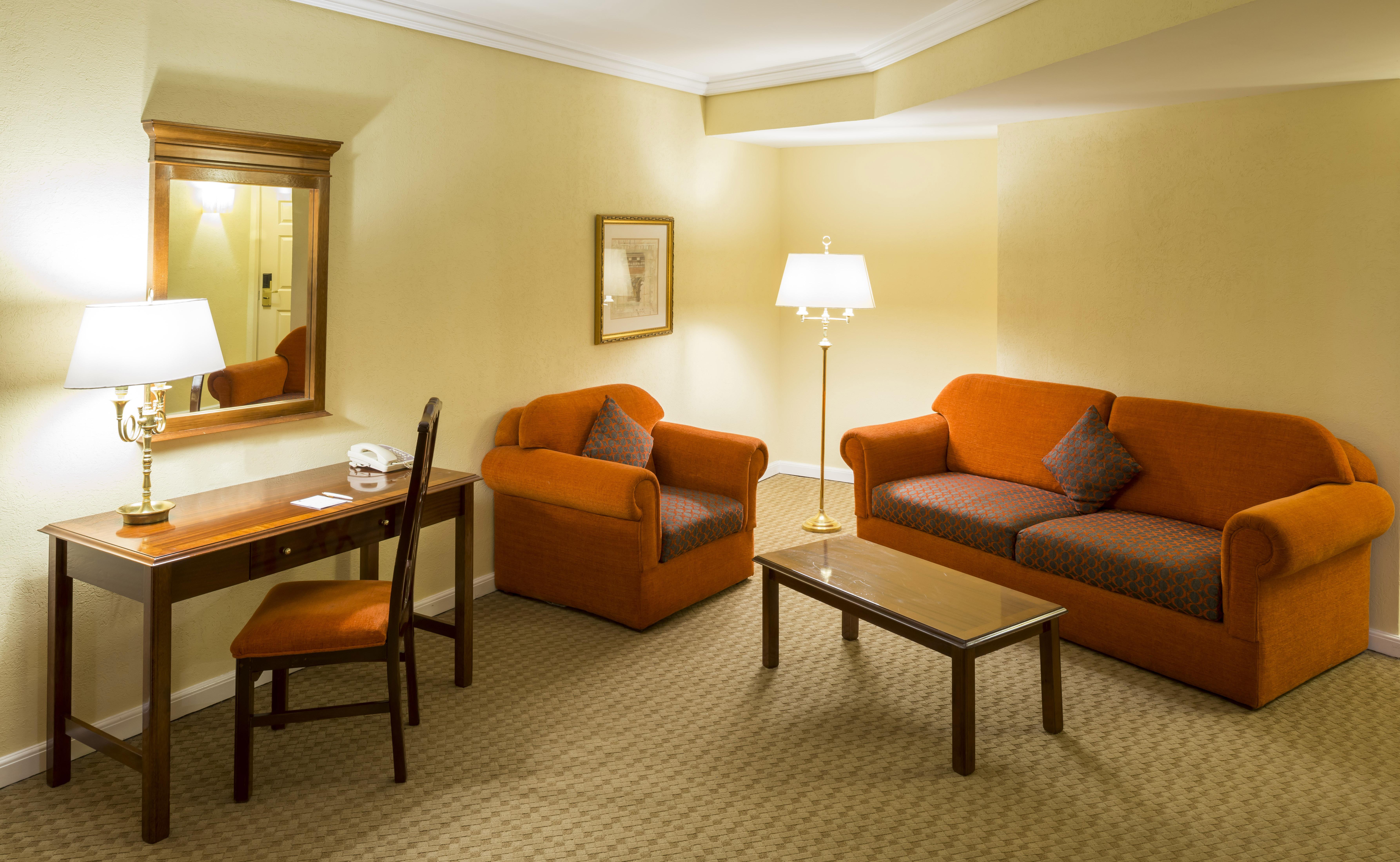 מלון Camino Real Puebla Angelopolis מראה חיצוני תמונה A living room