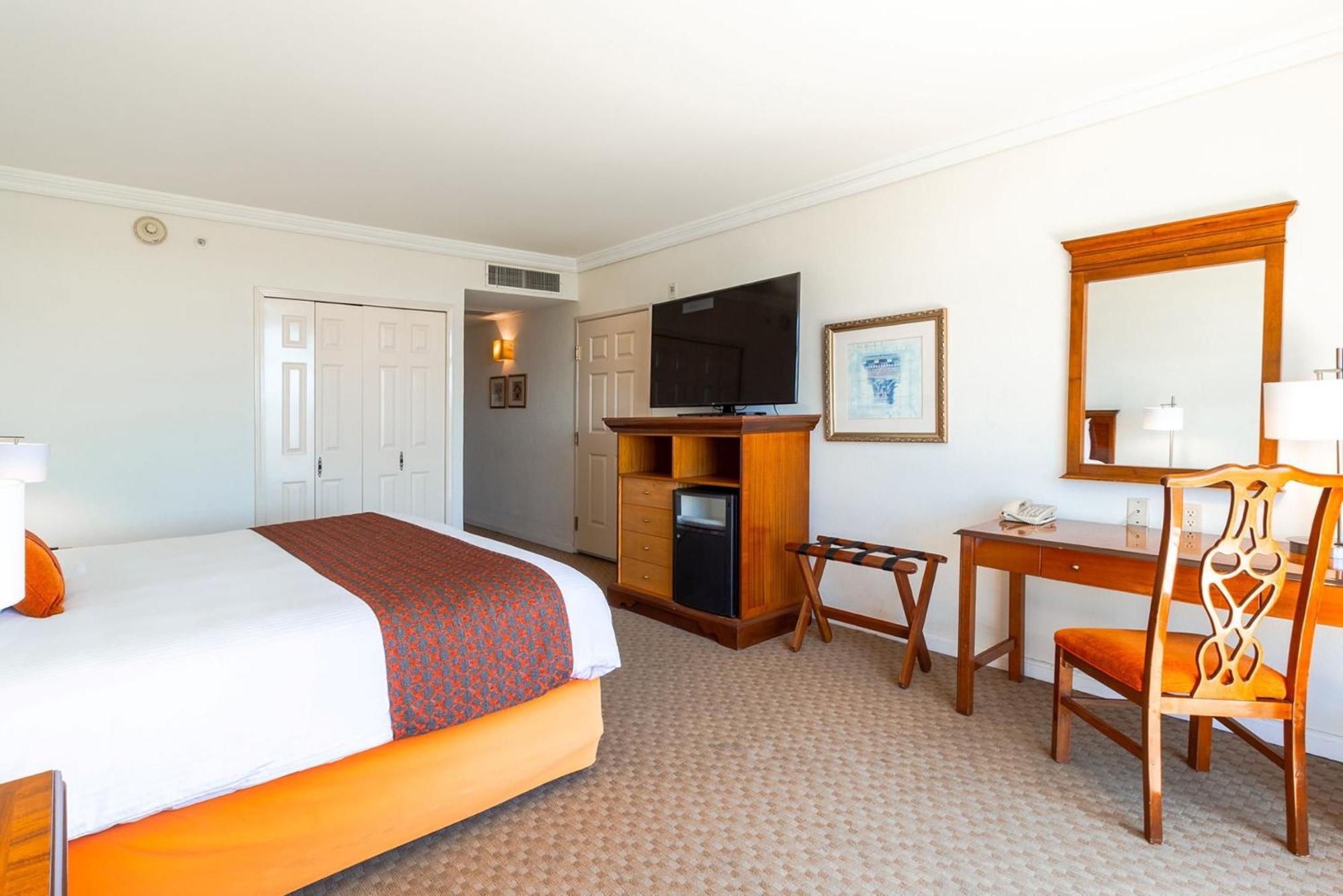 מלון Camino Real Puebla Angelopolis מראה חיצוני תמונה A room at the Hilton San Diego Bayfront